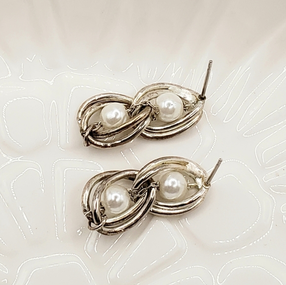 Silver Crazy 8 Double Linked Faux Pearl Dangle Post Earrings - Picture 2 of 5